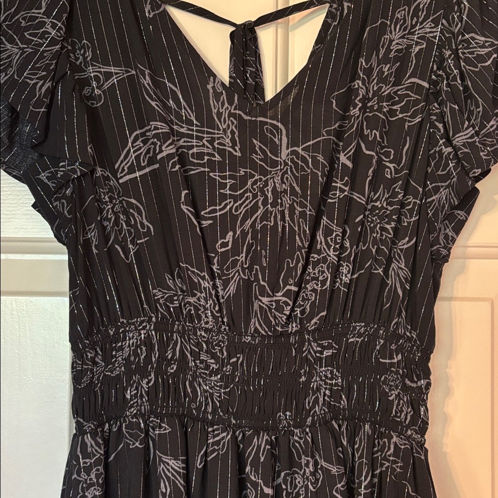 GAP MIDI Dress Flutter Sleeves New Size Small Black Floral Lined NWT Silver Gray